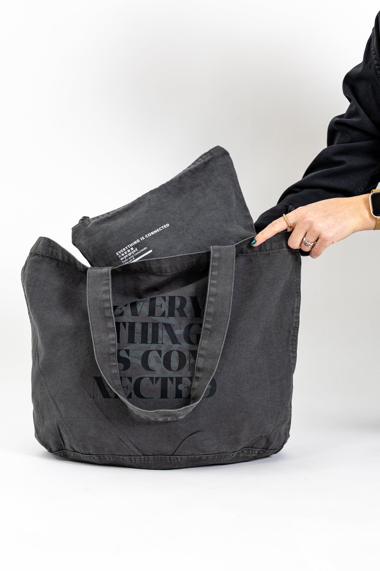Daily Routine Bag "Everything is connected"