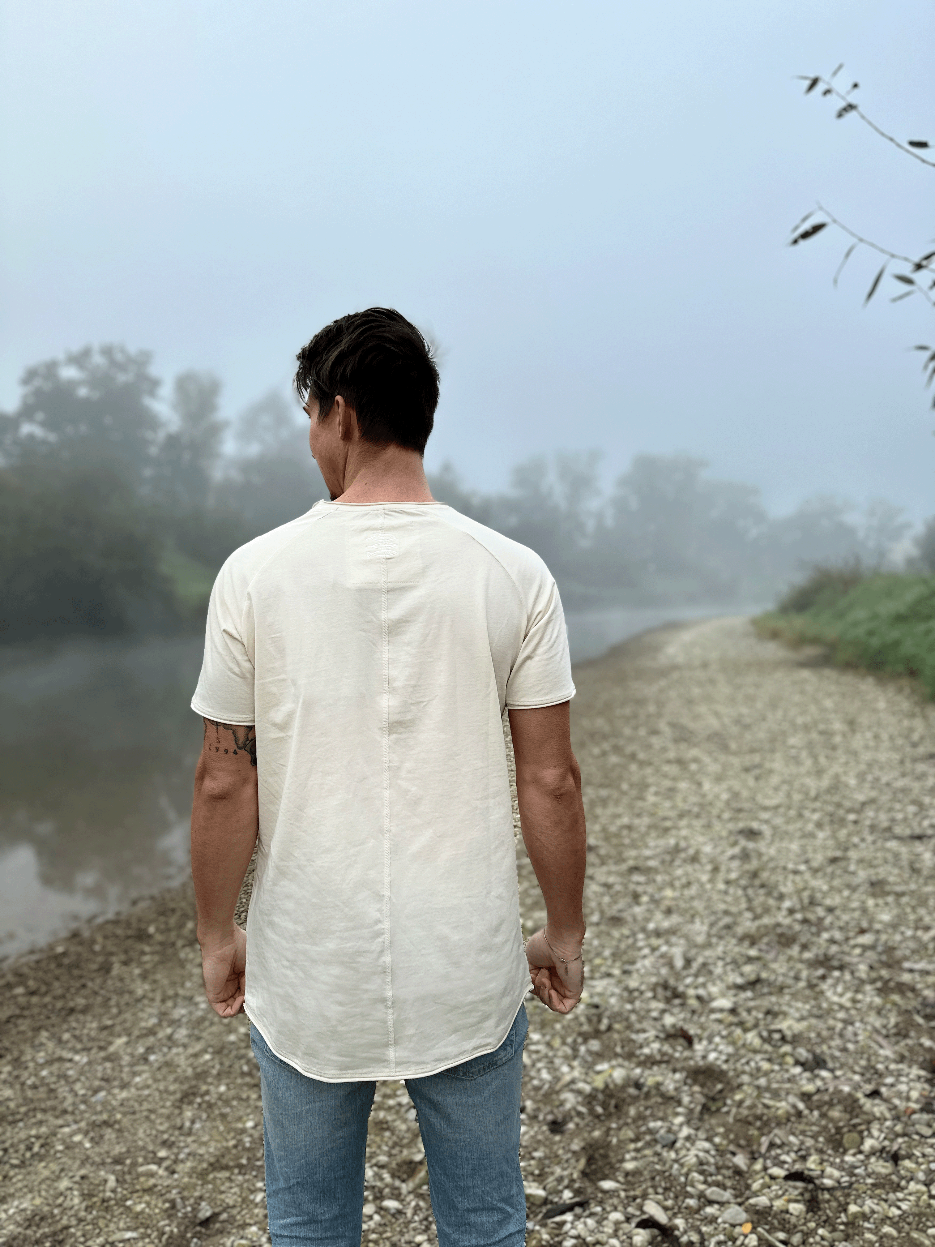 Mission Erde Men Shirt roundneck undyed