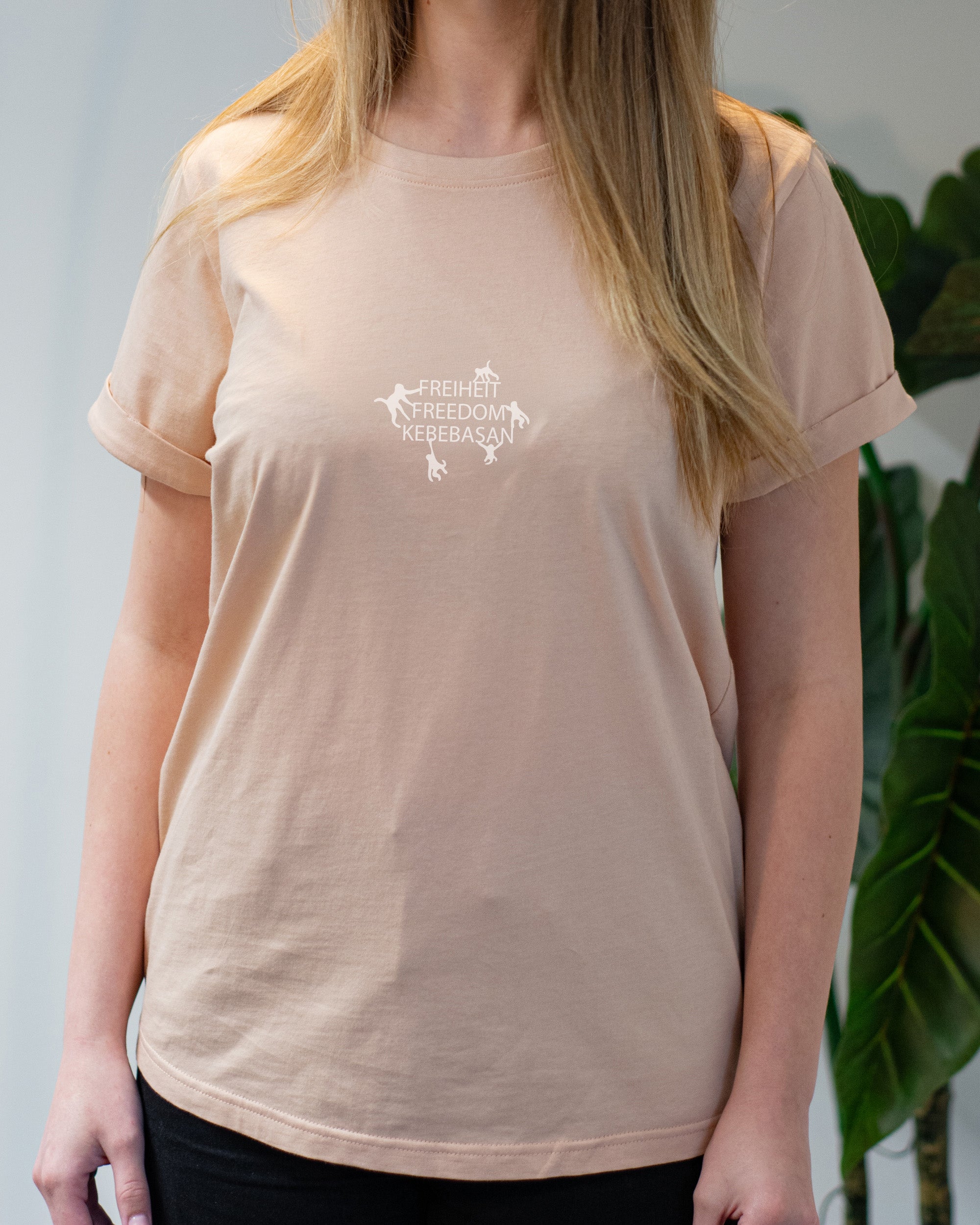 T-Shirt Women "Freiheit | Freedom | Kebebasan"