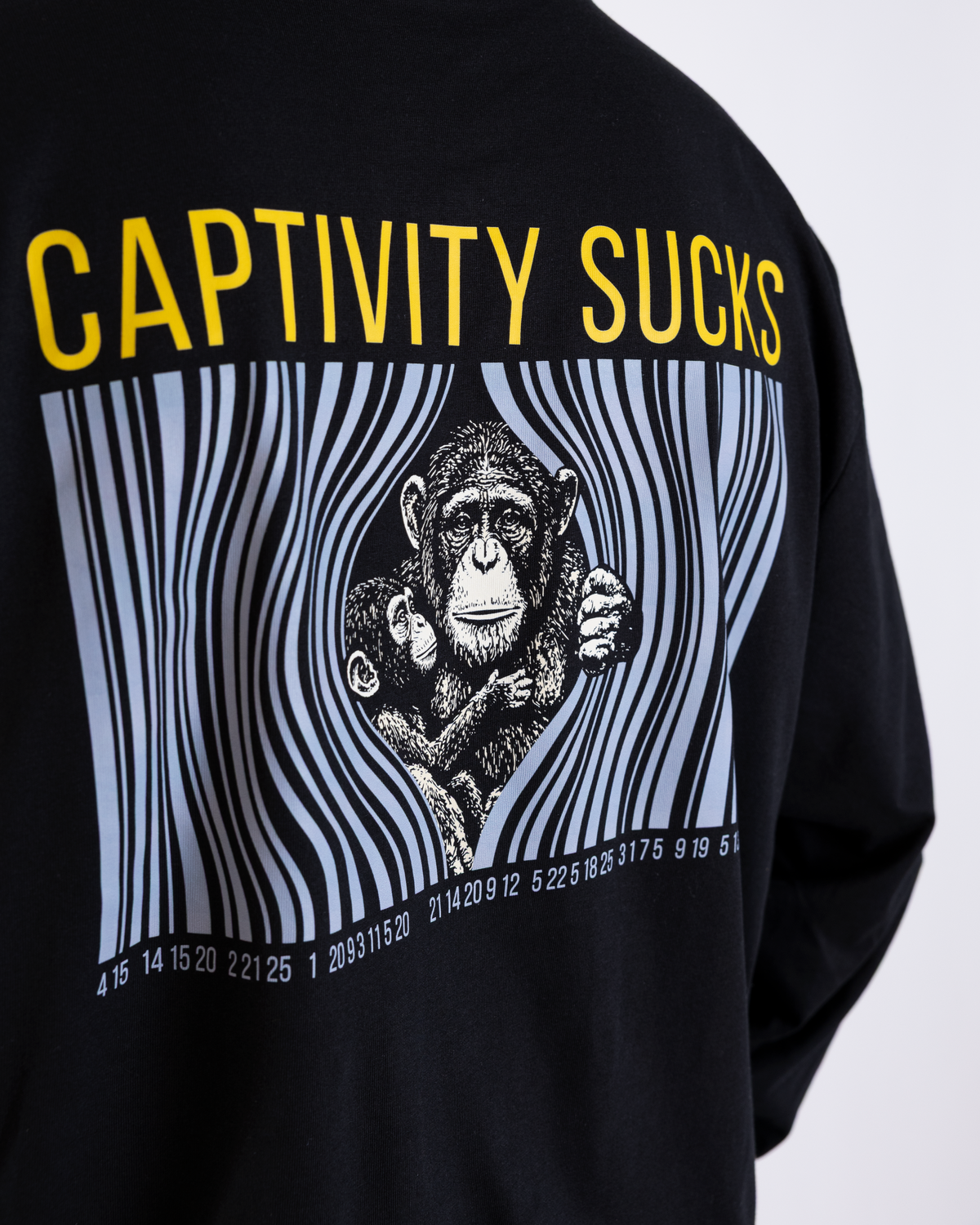 Longsleeve "Captivity Sucks"