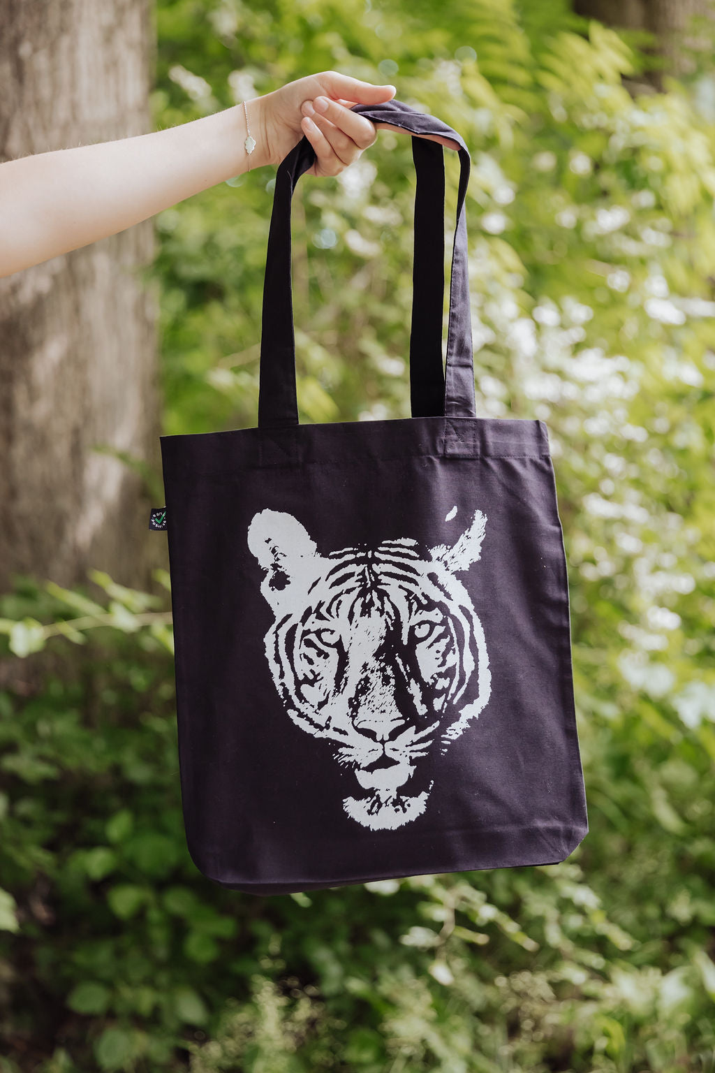 Bio-Baumwolltasche "Tiger" schwarz