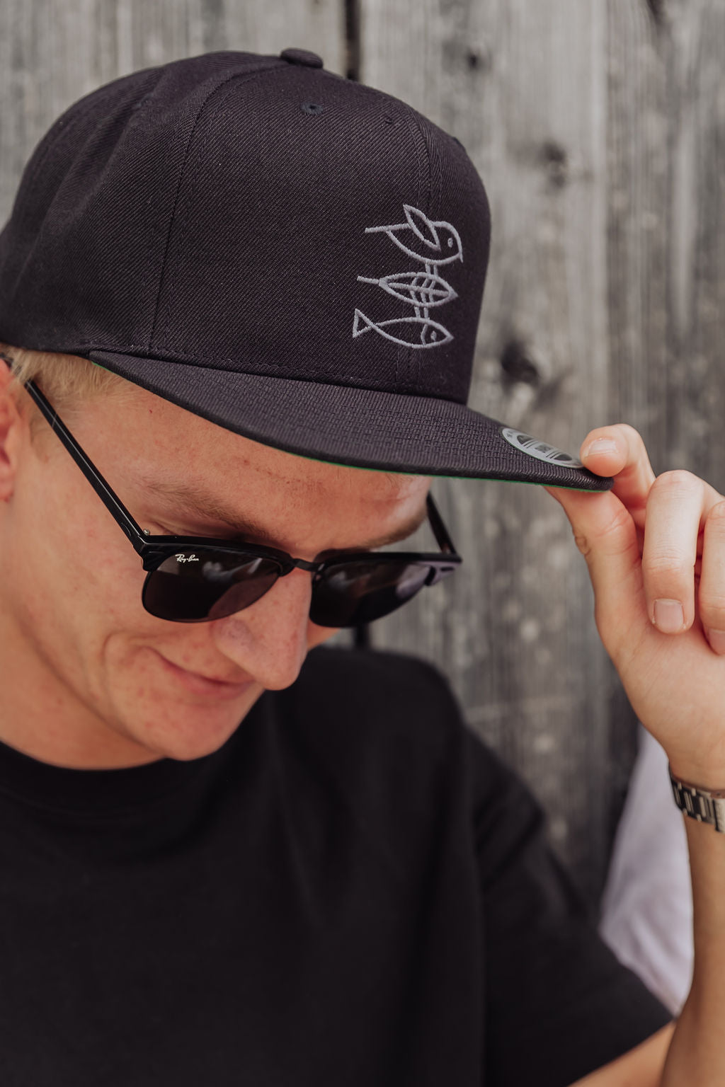 Onesize SnapBack "Mission Erde" black / anthracite