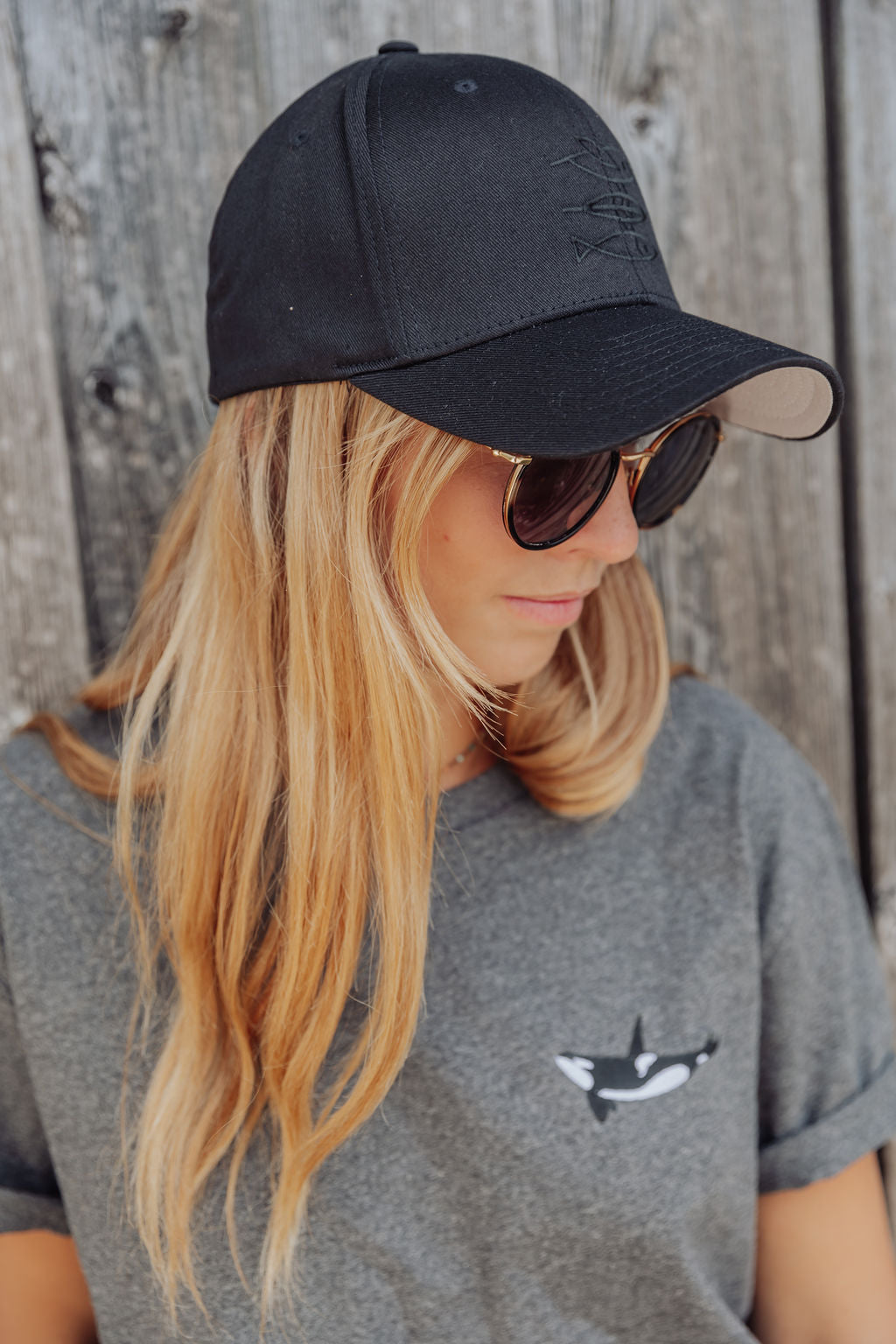 Cap "Mission Erde" black / black