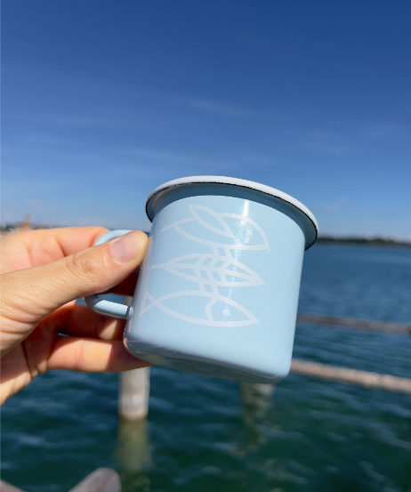 Emaille Tasse "Mission Erde"