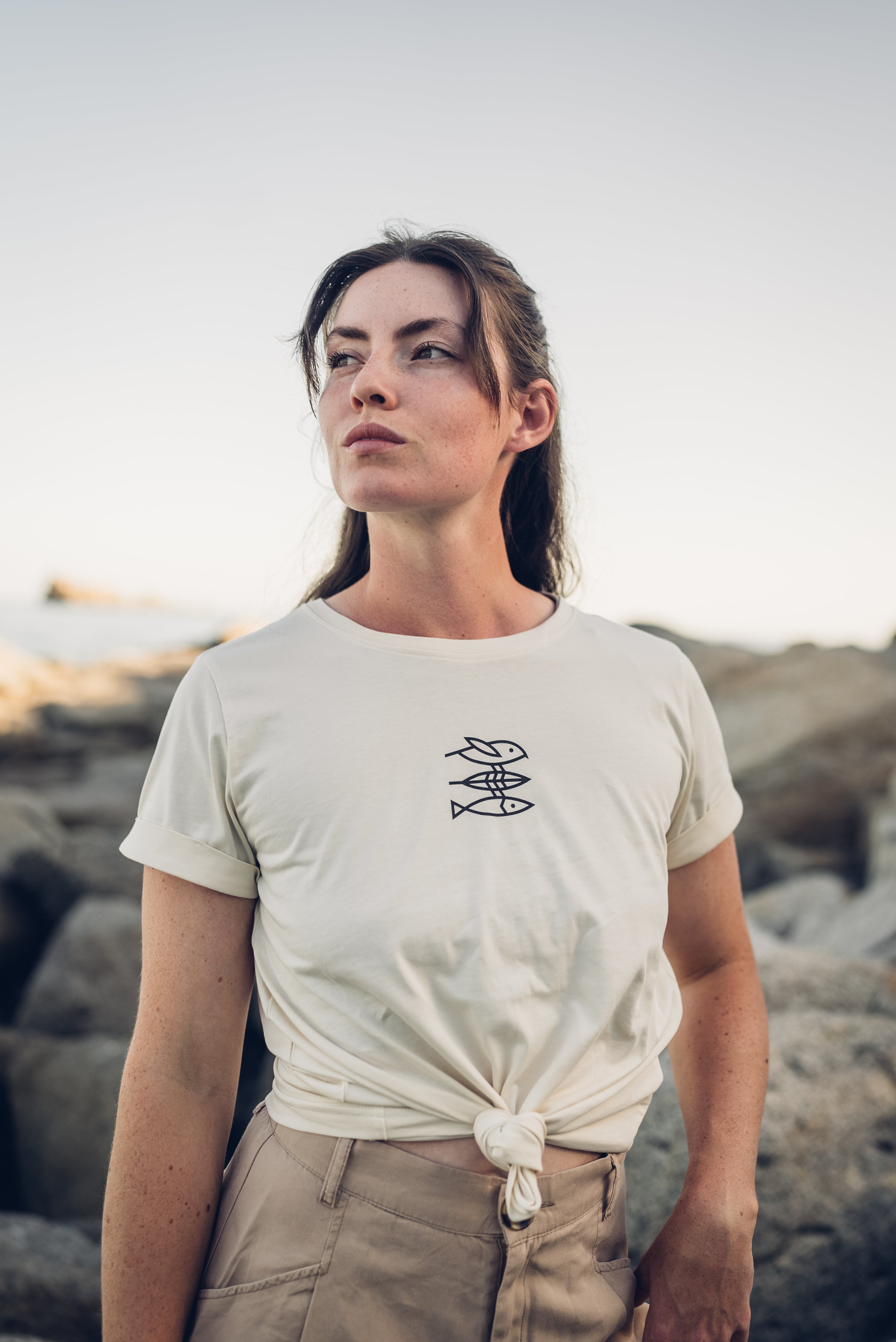 Mission Erde Women Shirt roundneck undyed