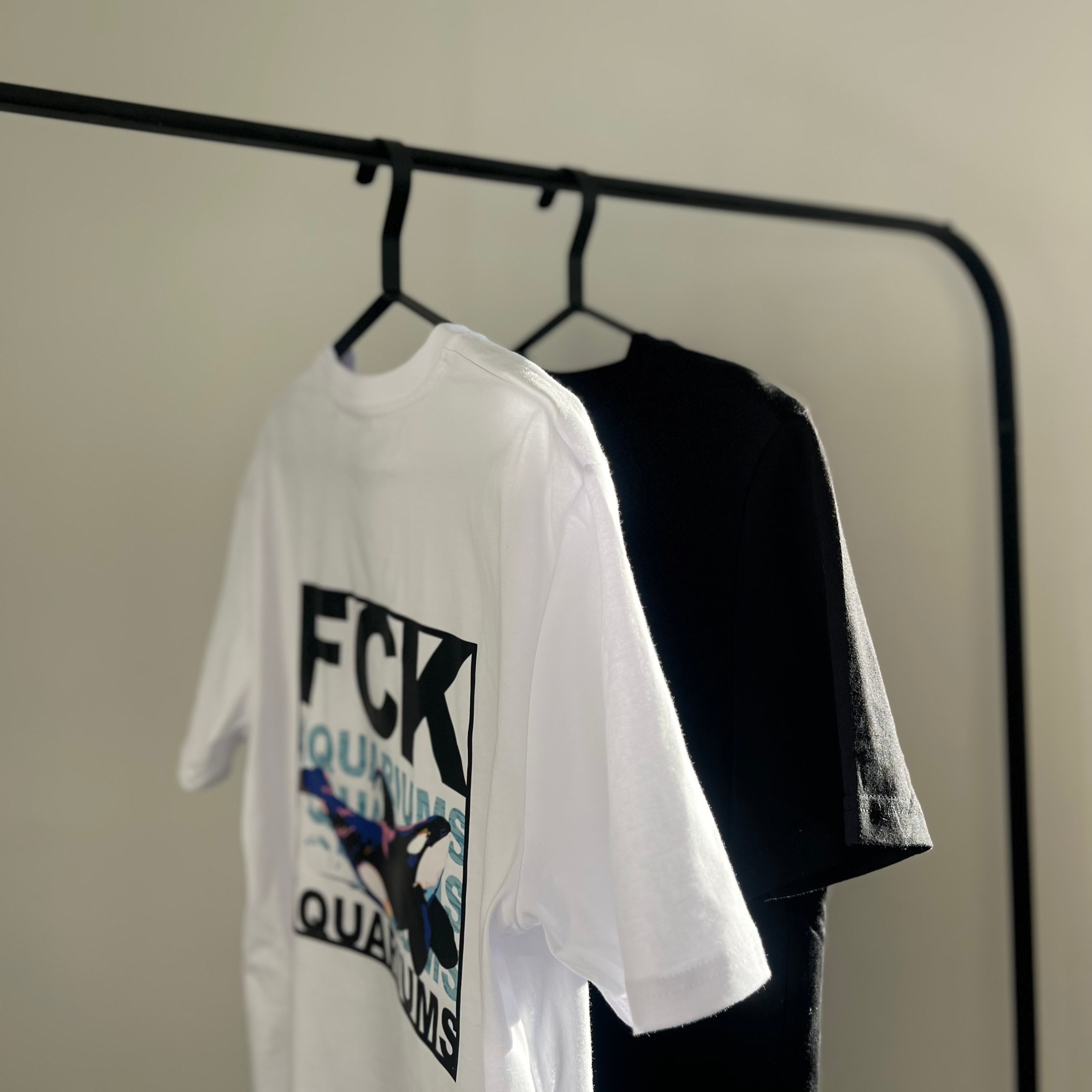 T-Shirt "FCK AQUARIUMs" Orca