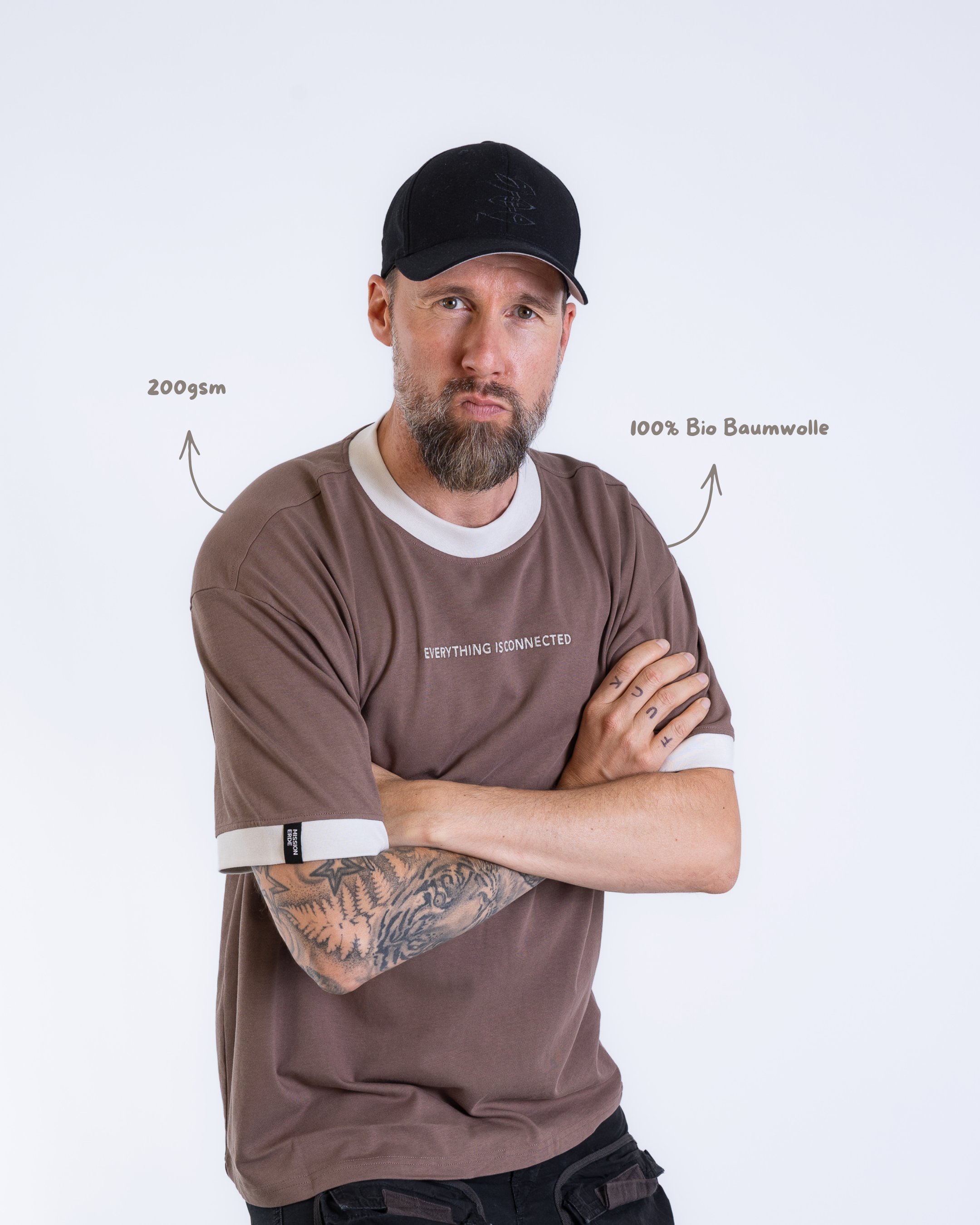 Unisex T-Shirt "Everything Is Connected"