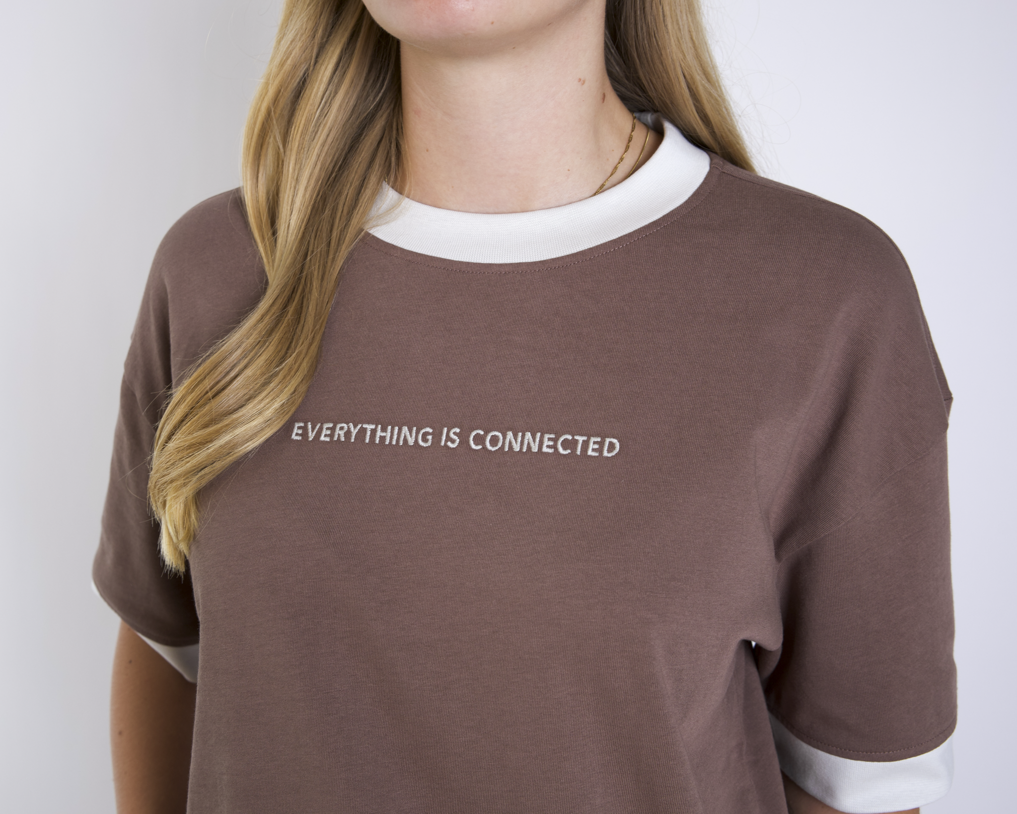 Unisex T-Shirt "Everything Is Connected"