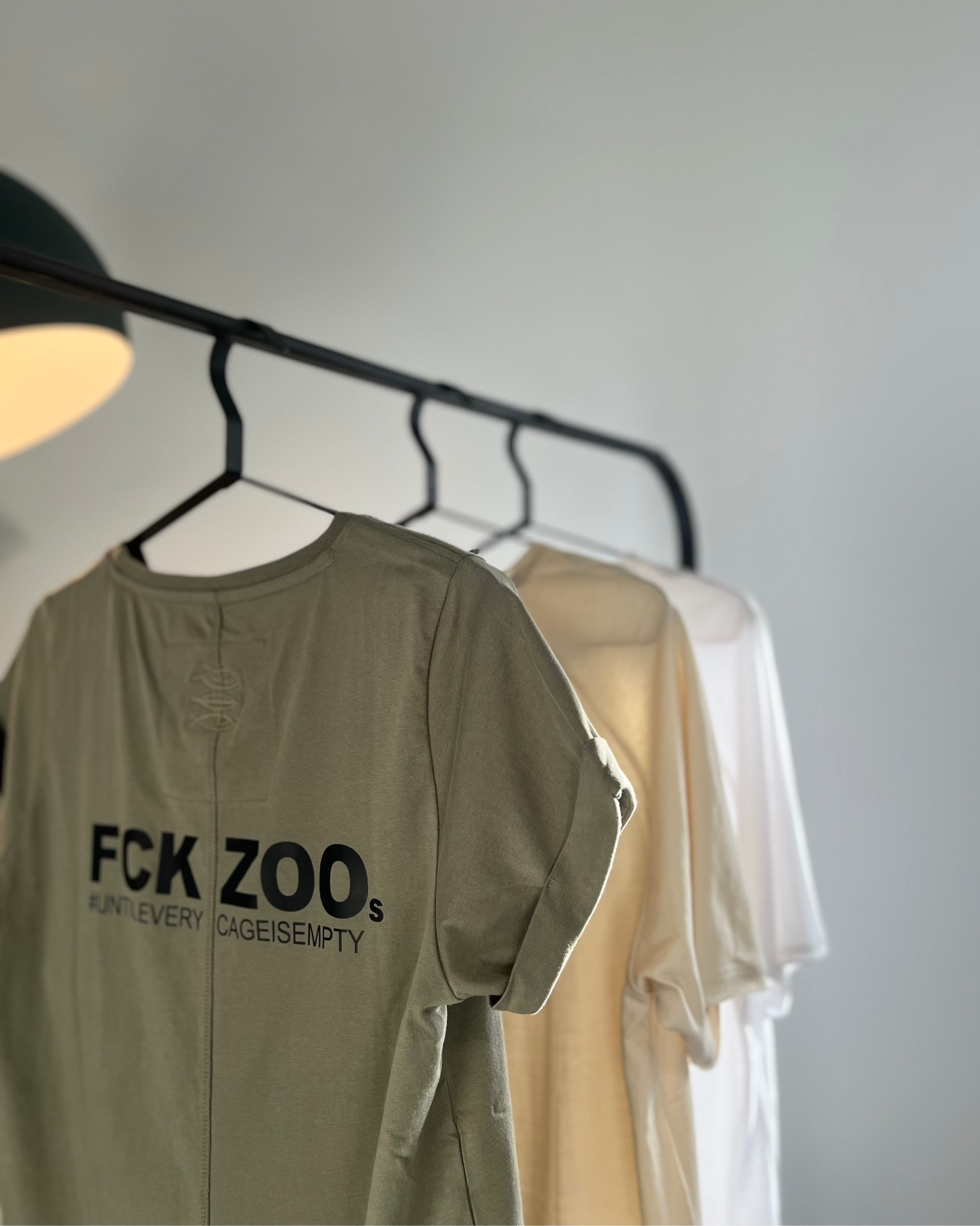 T-Shirt Women "FCK ZOOs"