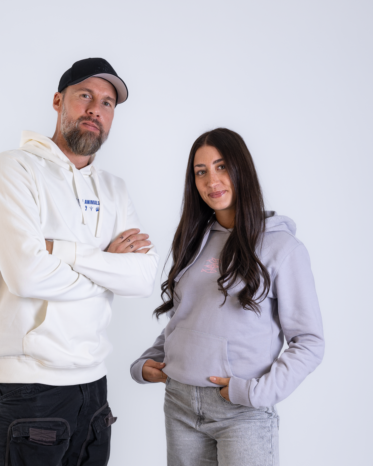 Hoodie Women "Seid lieb zueinander" grey