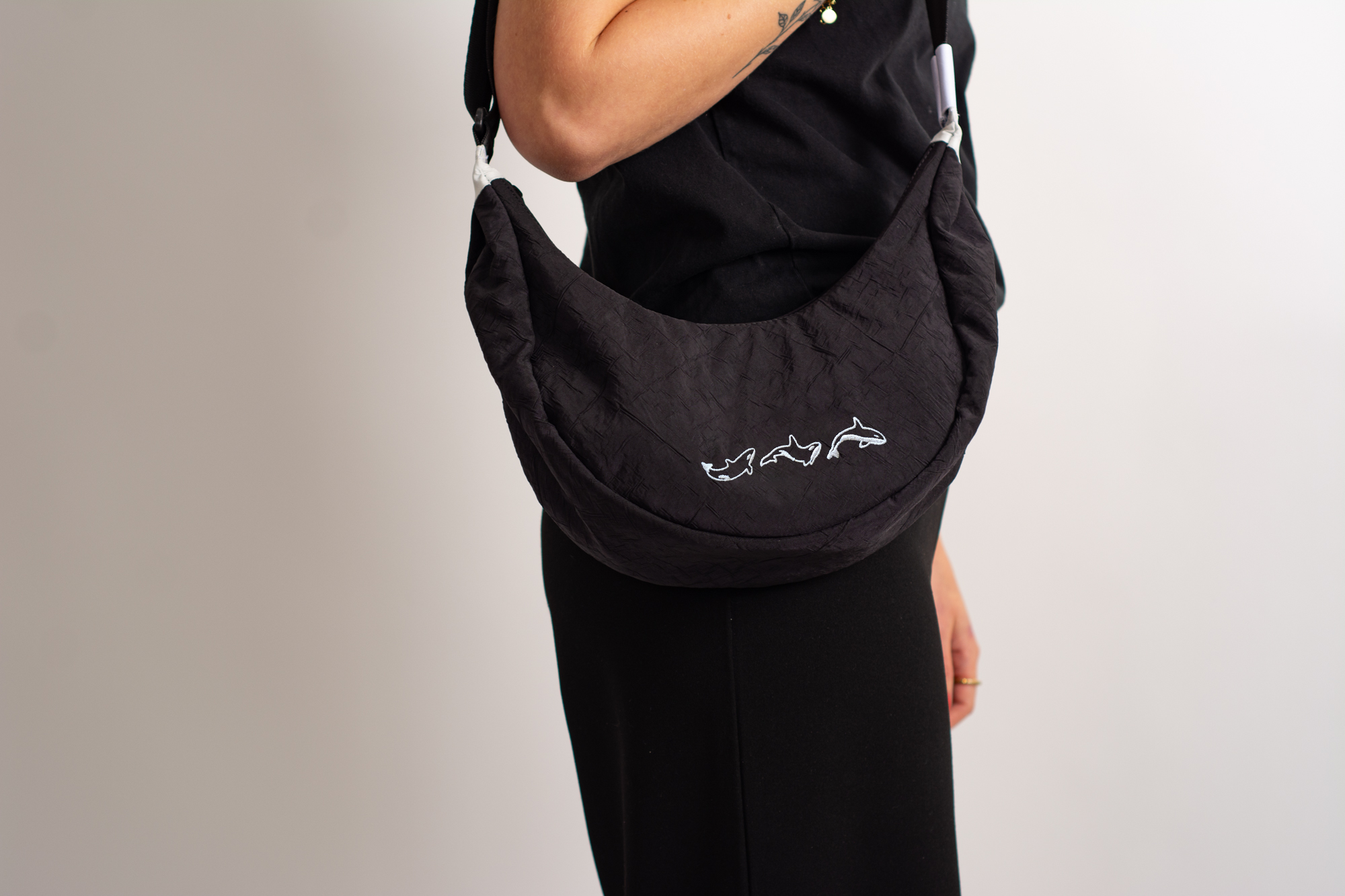 Mini Moonbag "Orca Welle"