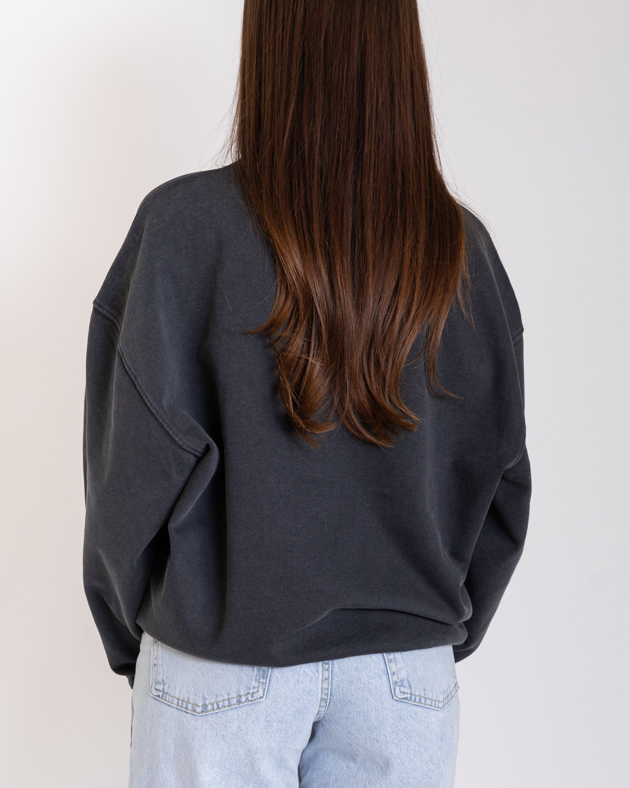 Unisex Oversize Sweatshirt "Captivity sucks"