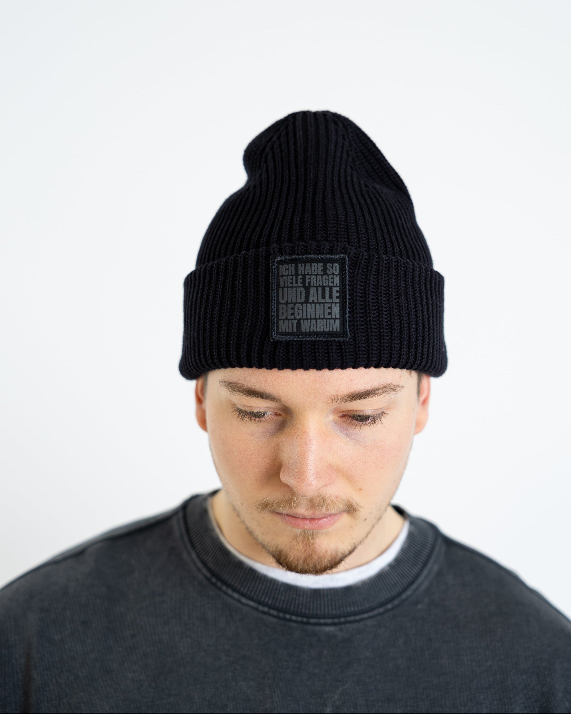 Beanie "Warum" heavy-rib black
