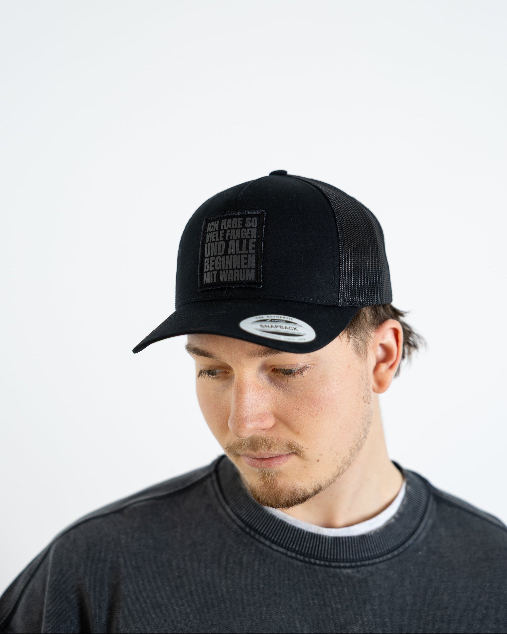 Onesize Mesh Cap "Warum?"